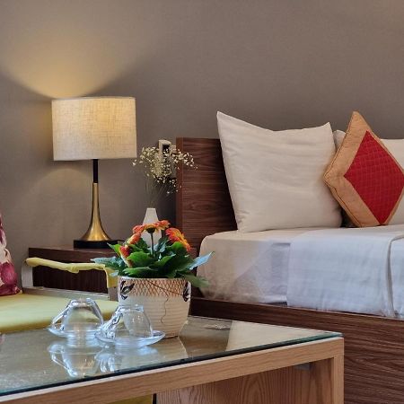 Delicate Serviced Apartment And Hotel Da Nang Zewnętrze zdjęcie